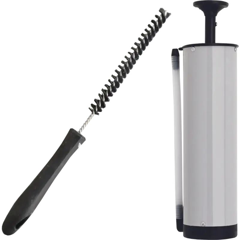 Brosse goupillon et soufflette pour nettoyer les trous percés avant scellement
