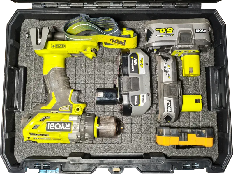 Boîte Stanley Prostack avec mousse protection et visseuse